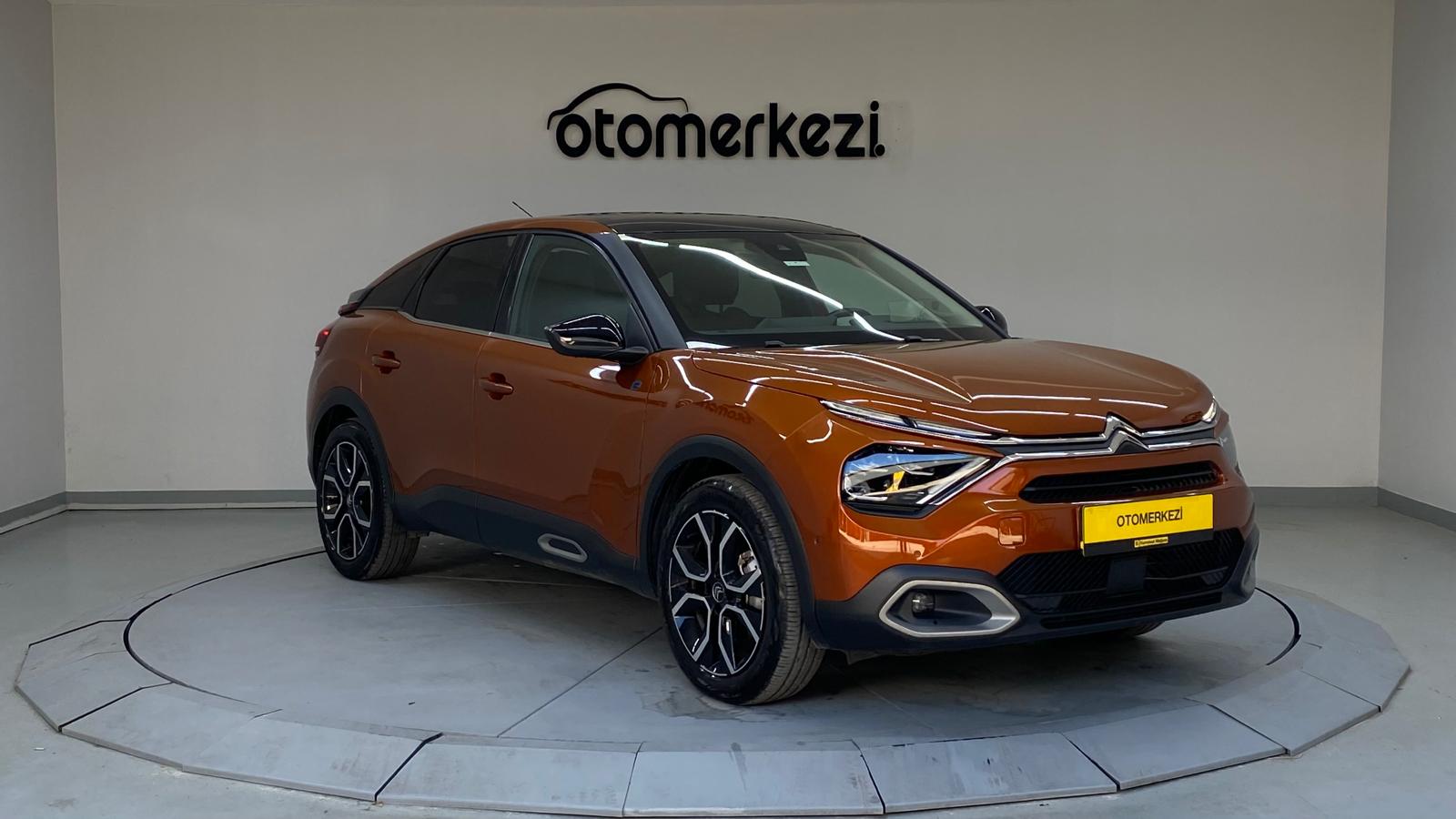 CITROEN E-C4 7